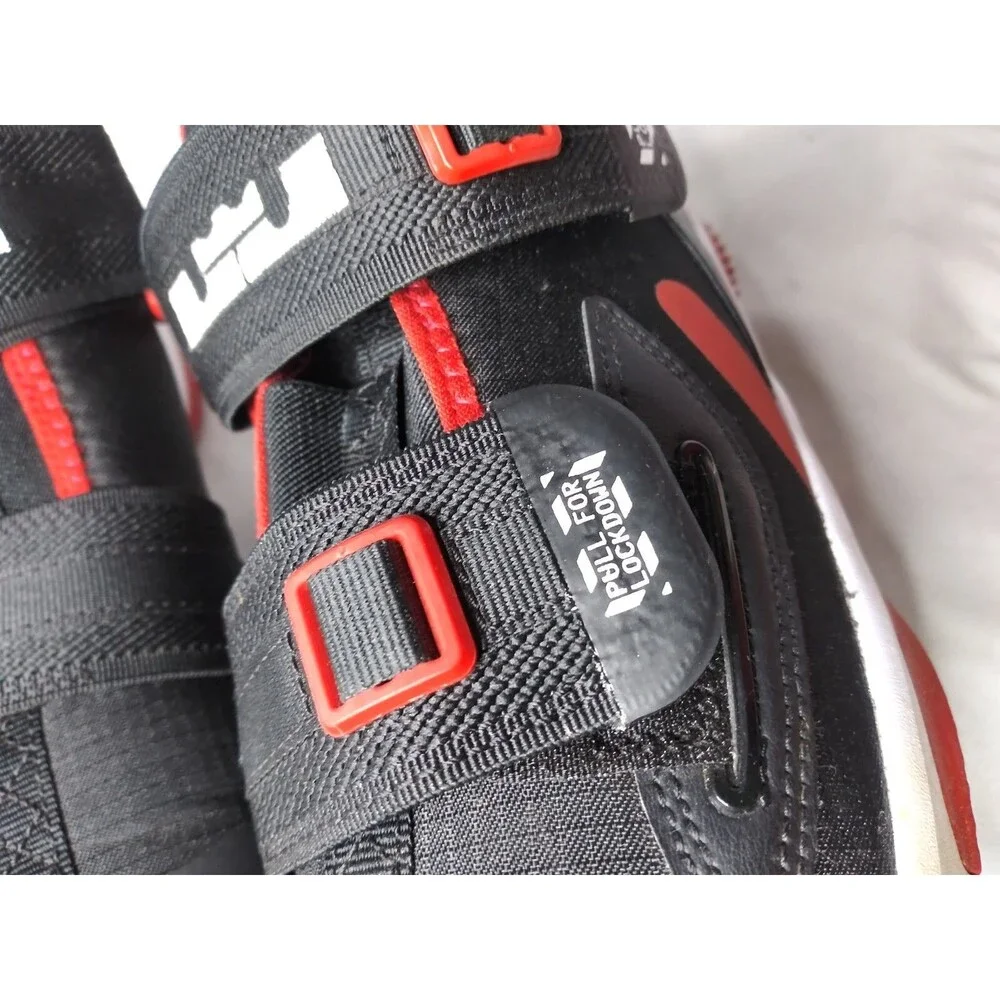 Nike LeBron Soldier 13 Bred Size 5.5 Y Sneakers  AR7585-003 Black~Red~White